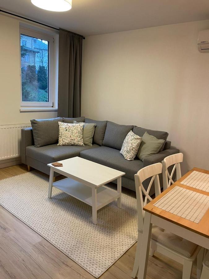Apartamenty Guzik 22 Krosno Eksteriør bilde