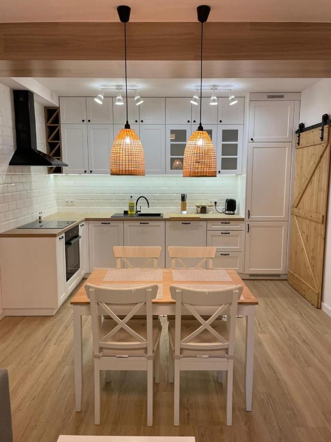 Apartamenty Guzik 22 Krosno Eksteriør bilde