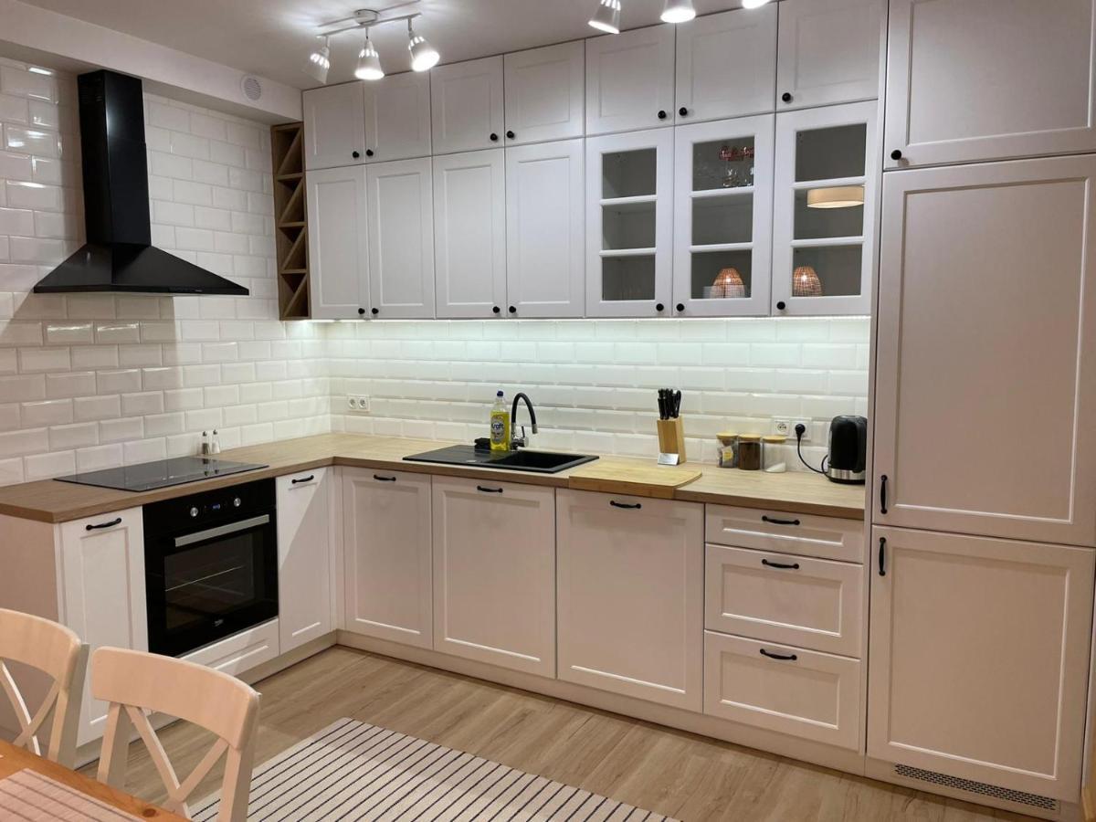 Apartamenty Guzik 22 Krosno Eksteriør bilde