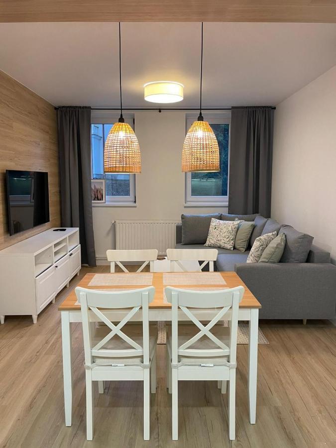 Apartamenty Guzik 22 Krosno Eksteriør bilde