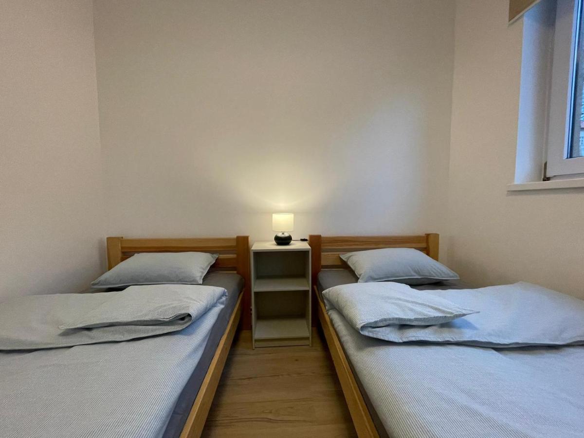 Apartamenty Guzik 22 Krosno Eksteriør bilde